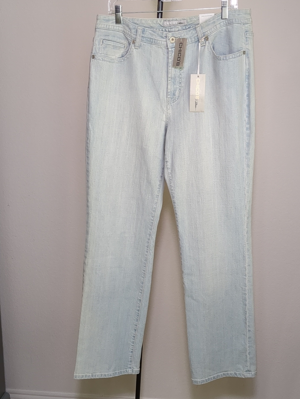 Chico's Platinum High Rise Straight Light Wash Jean Chico's Sz 2/US 12